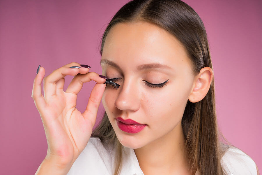 - False Eyelashes