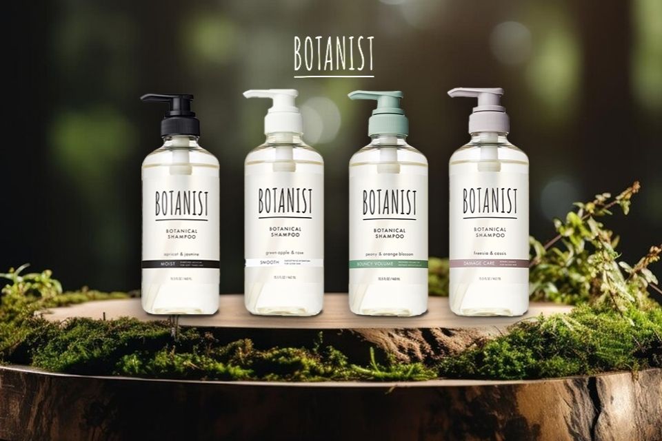 BOTANIST uses plant-derived ingredients to gently moisturize hair and scalp, adding natural shine. The minimalist design and relaxing dual fragrance create a sophisticated bathroom atmosphere.